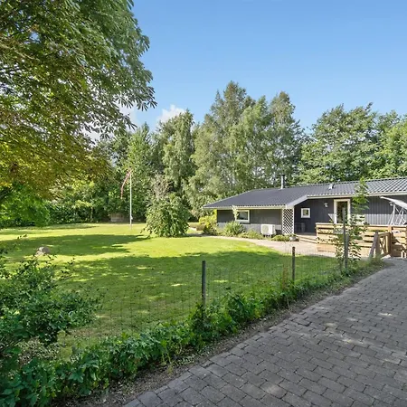 Maiken - 1-5km From The Sea By Interhome *
